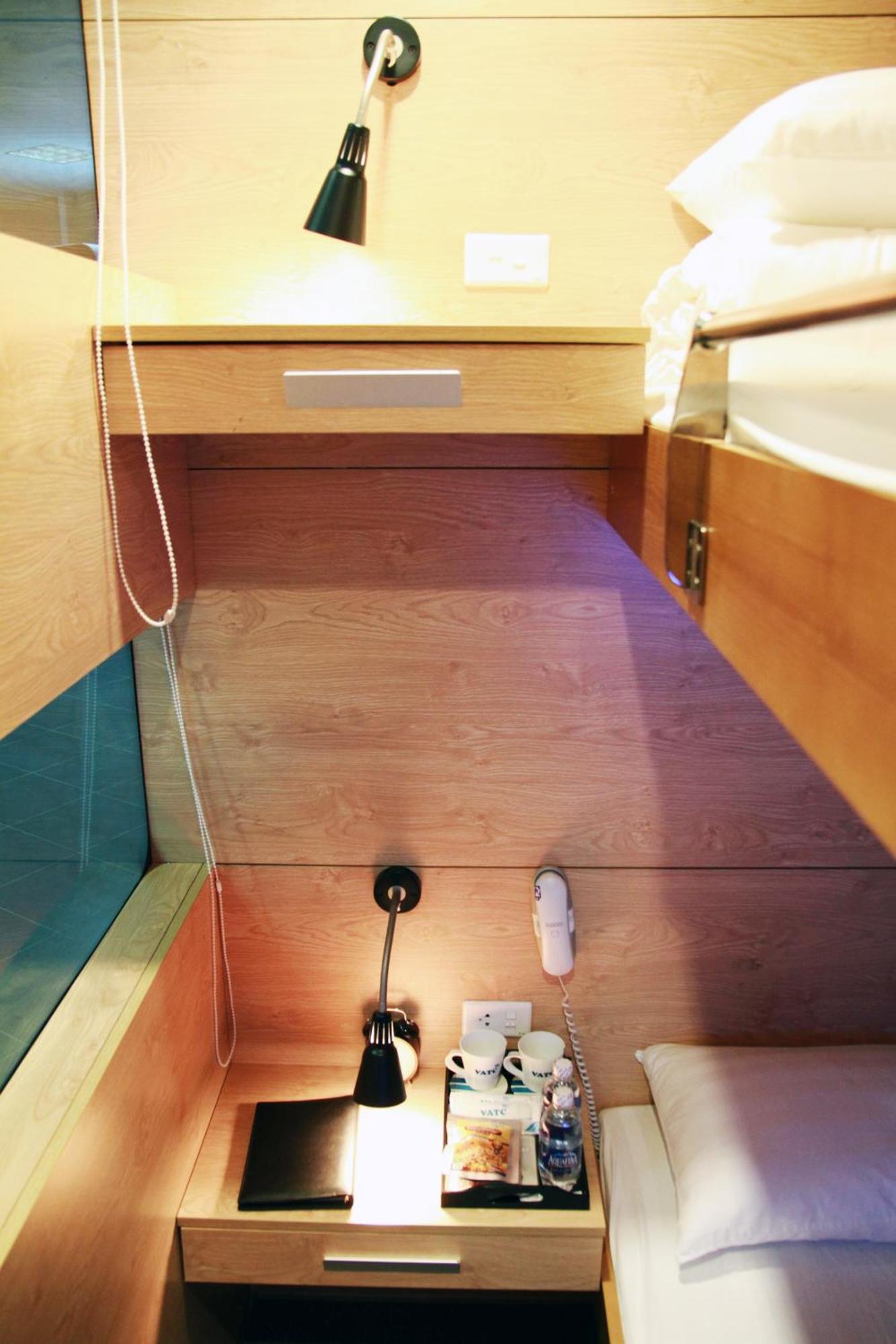 Vatc Sleep Pod Terminal 2 Hotel Noi Bai Room photo